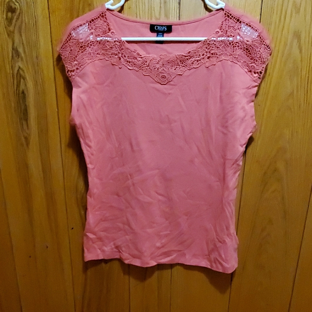 Cropped sleeve top